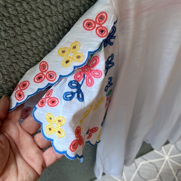 Talbots shirt with embroidered sleeves. - Picture 2 of 4